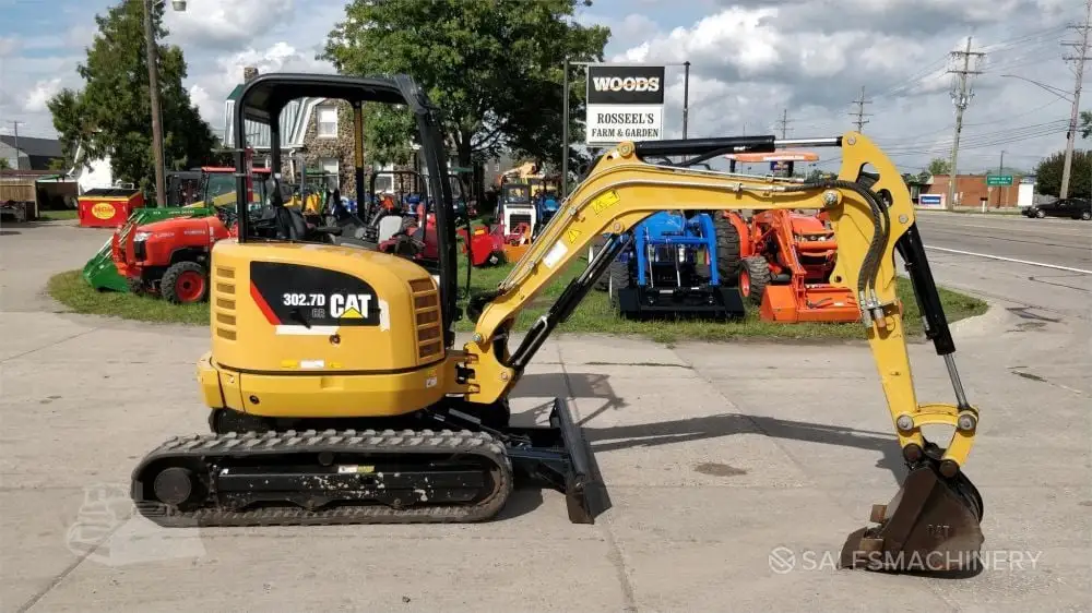 USED 2022 Caterpillar 302.7 CR CANOPY