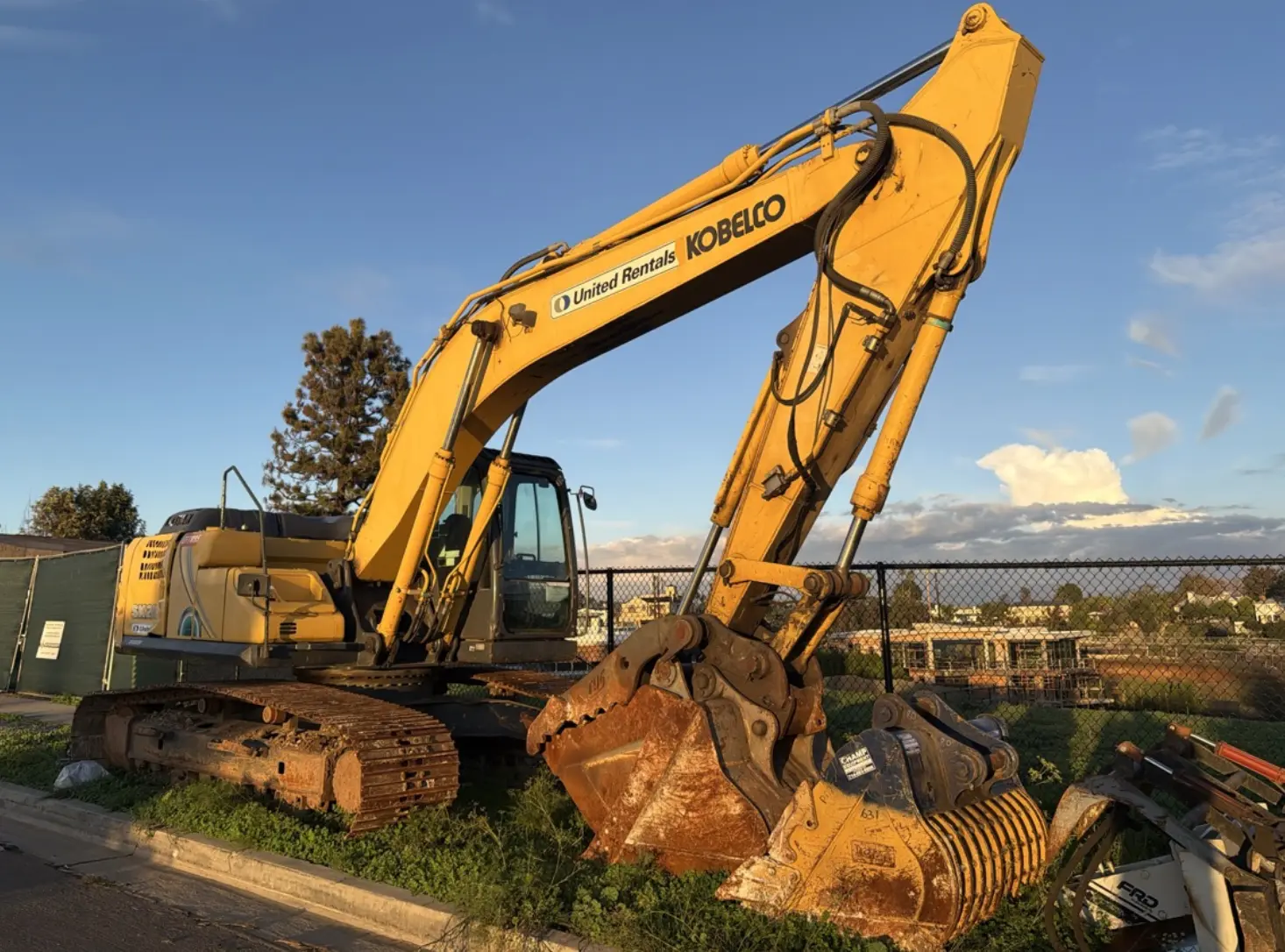 USED KOBELCO SK210LC-10