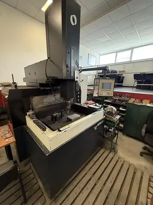Used 1998 MAKINO EDNC 65 EDM Sinkers CZ | Amaron s.r.o. #1147046