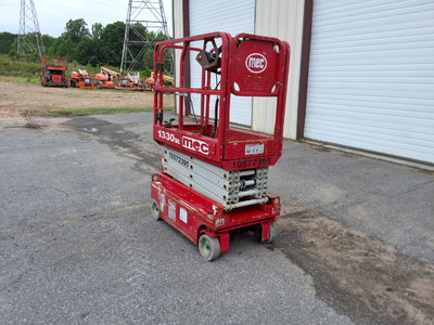 Used 2017 MEC 1330SE Scissor Lifters North Carolina US | Stack Equipment #1271281