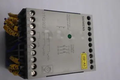SIEMENS 3TK2923-0BB4 CONTACTOR 24 VDC FREE SHIPPING USED UNIT STOCK 5267