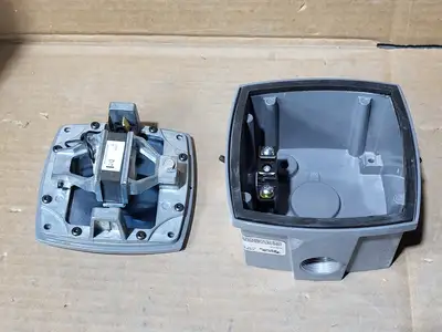 New | in-Stock EDWARDS SIGNALING 876-N5 Safety Equipment British Columbia CA | Lenmark #1441124