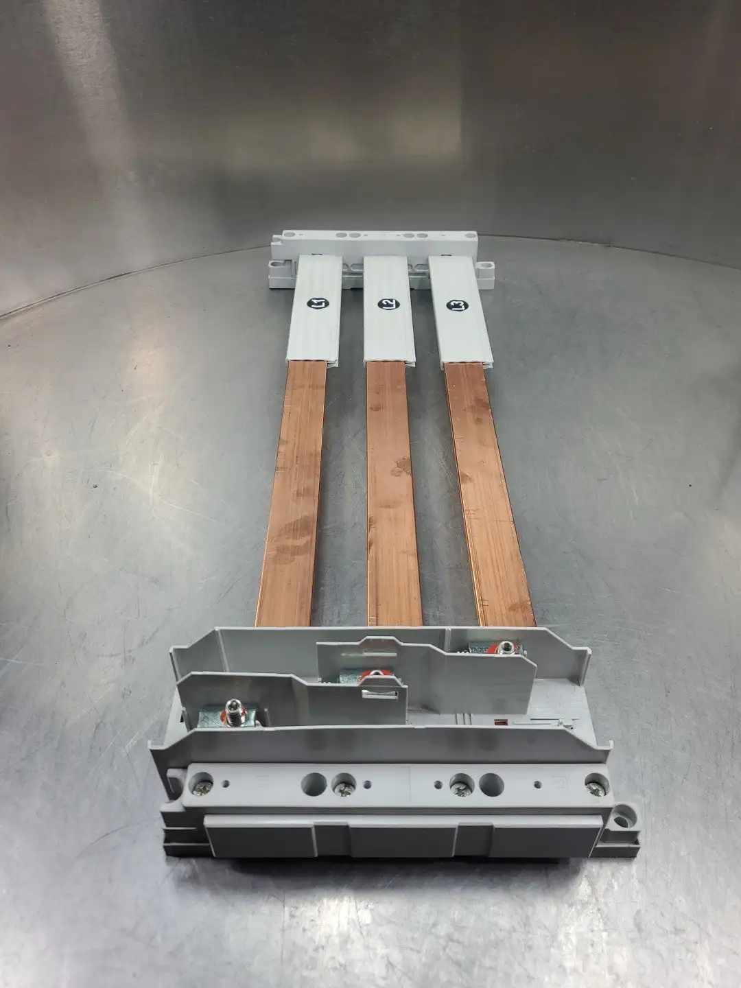 USED Siemens 22-0829 Busbar Connection Terminal (PC-GF10-FR), 18" Bar