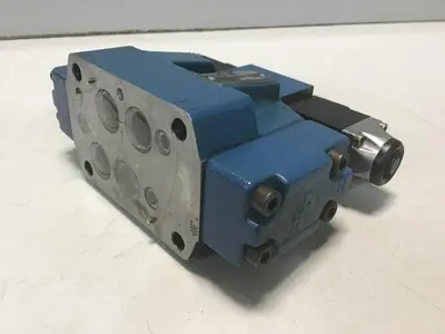 USED REXROTH 4WE6J53/AG24NZ4 MANIFOLD