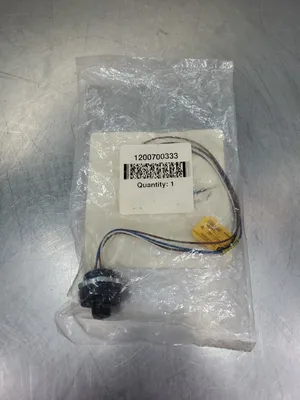 Allen-Bradley 888D-M4AC1-0M3 Ser B 4PIN DC Micro Male Straight. 5D-35/2