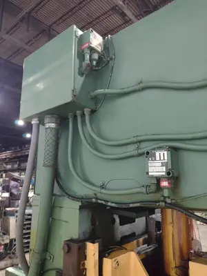 USED L&J EM275-42-24