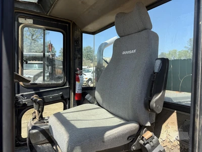 Used 2011 DOOSAN D110S-5 Internal Combustion Forklifts: Pneumatic Tire California US | Mittry Construction #1363446