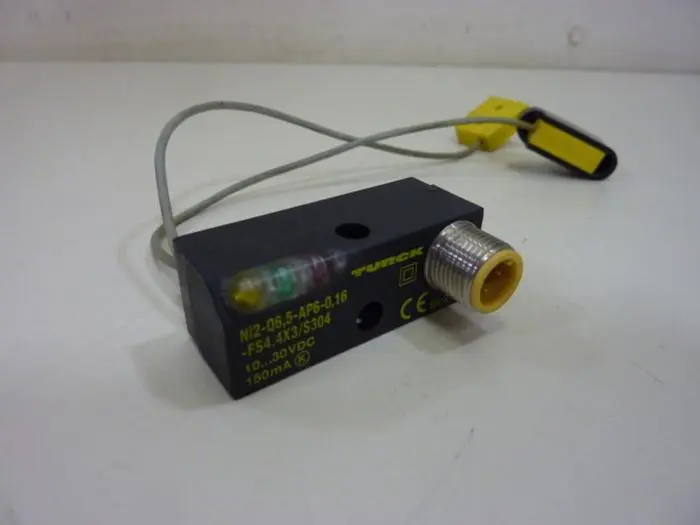 Used TURCK ELEKTRONIK NI2-Q6,5-AP6-0,16-FS4,4X3/S304 Relays & Switches Michigan US | Ideal Machinery #581250