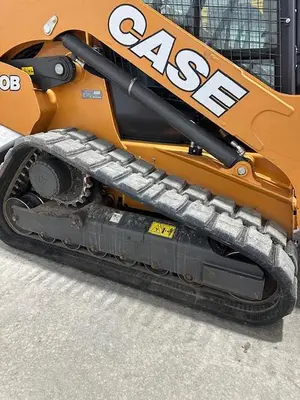 USED 2024 CASE TV620B
