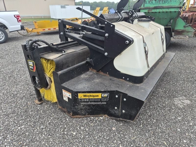 Used CATERPILLAR BP25 Power Brooms Michigan US | Miedema Asset Management Group #1474209