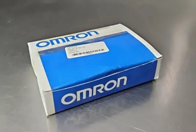 OMRON WY4N-D2 Relay Box - Lot of 7. Loc4E-31