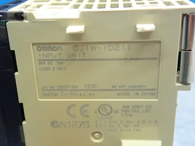 USED OMRON CJ1WID211