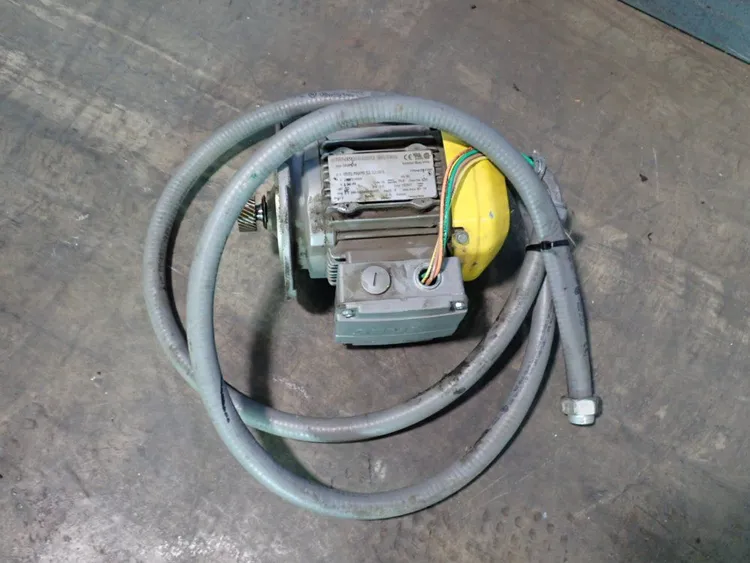 Used SEW EURODRIVE DRS71S4 Motors (misc) Ohio US | HGR 24 #1083843