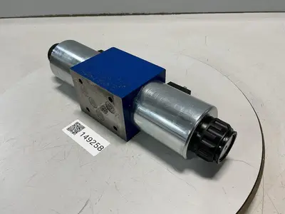 USED REXROTH 4WE10E67-33/CG24N9K4/T06