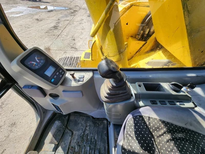 Used 2006 KOBELCO SK235SR LC-1E Crawler Excavators | Abele Tractor #1342797
