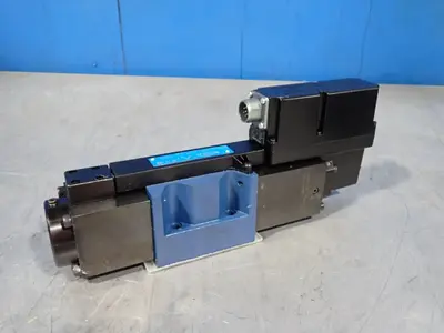 USED EATON VICKERS KBFDG4V 5 33C50N Z M1 PH7 H7 11