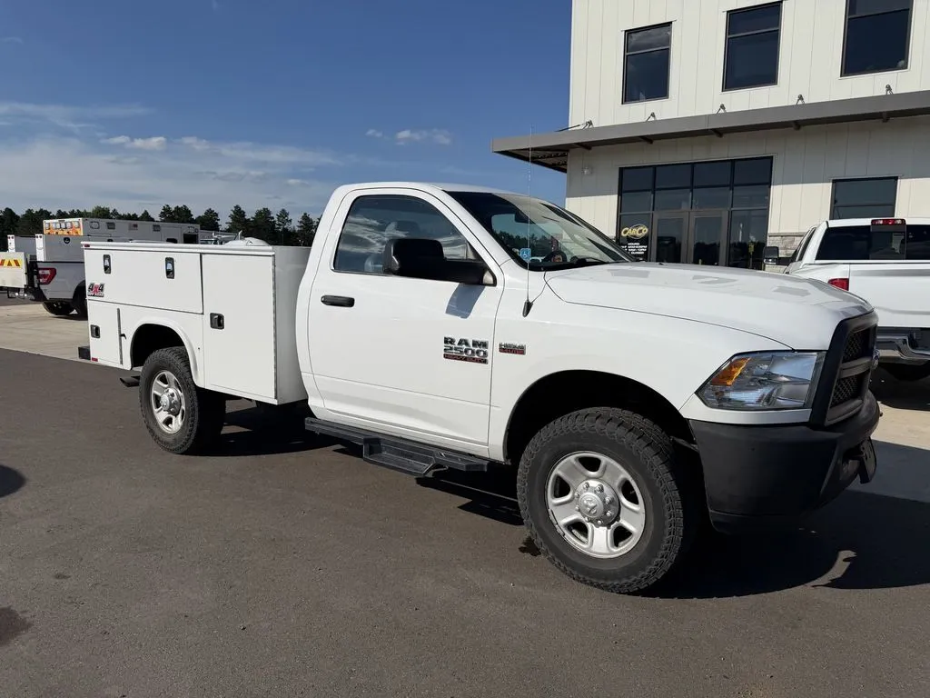 Used 2018 RAM 2500 HEAVY DUTY SERVICE 4X4 Service & Utility Trucks Minnesota US | Carco Truck & Equipment #1513972