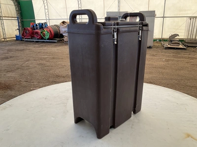 Used CAMBRO CAMTAINER 500LCD Beverage Dispensers Michigan US | Miedema Asset Management Group #1580004