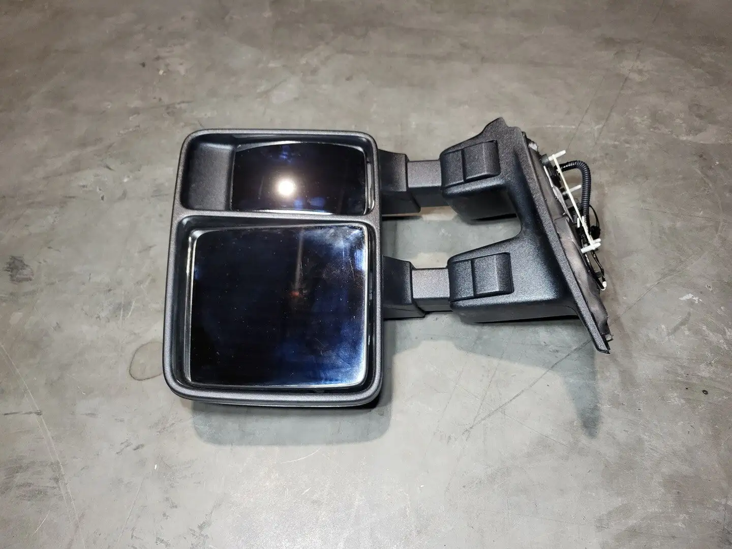 NEW 2019 FORD DC3Z-17682-AA