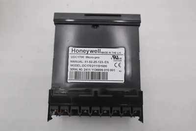 HONEYWELL UDC170 211101000 / DC1702-1-1-1-0-1-0-0-0 TEMPERATURE CONTROL UDC1700