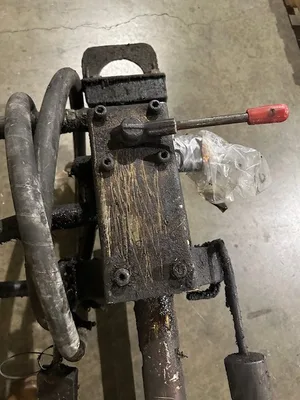 XALOY OR BERINGER 8″ SCREEN CHANGER W/POWER UNIT