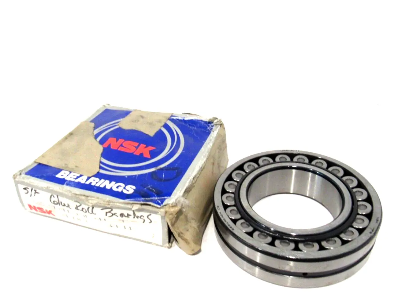 NEW NSK 22214EAE4C3 ROLLER BEARING