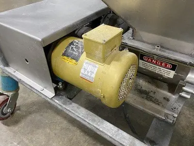 Depositor With Double Pumps