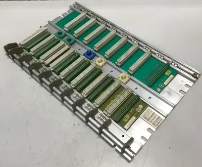 USED SIEMENS 6ES5 700-2LA12