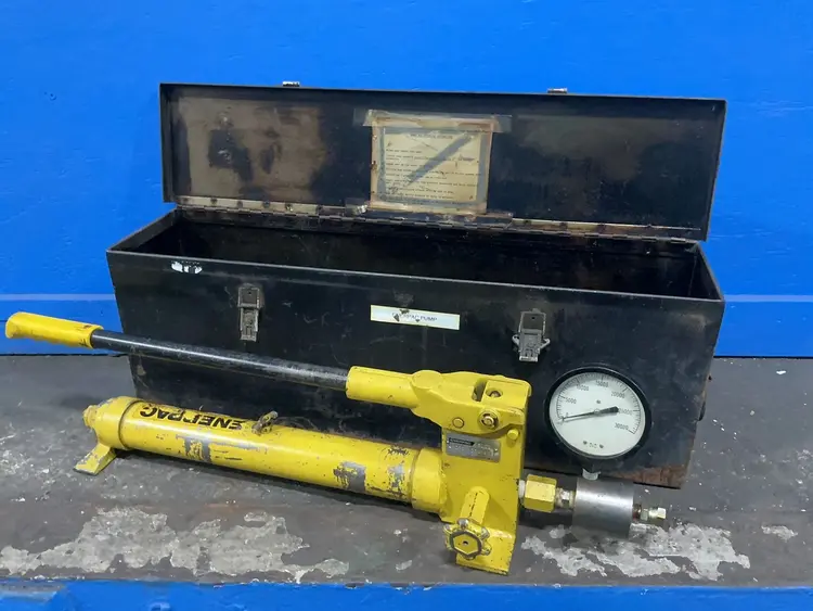 Used ENERPAC P228 Pumps Ohio US | HGR 24 #1498571