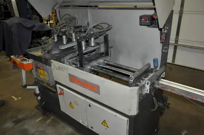 7" ELUMATEC AUTOMATIC MITRE SAW
