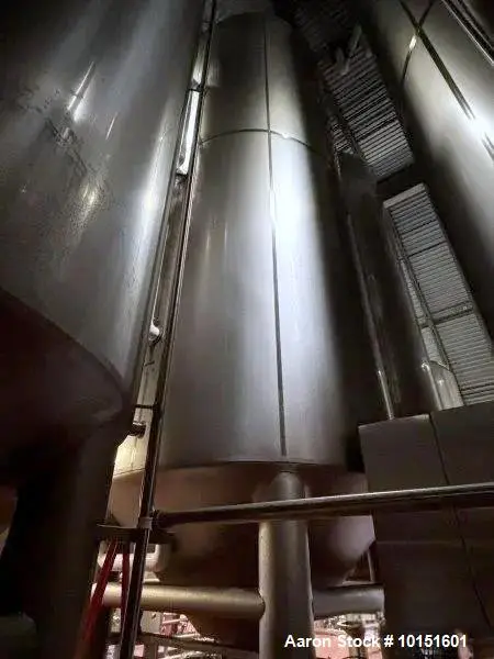 Mueller Stainless Steel Fermentation Tank 16,600 Gallon | Jacketed 400 BBL Vessel