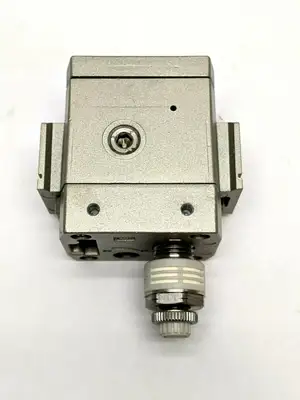AV2000-N02-5DZ | SMC  Soft Start Valve NO COIL - Used