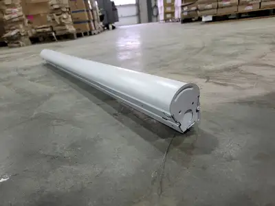 NEW DAY-BRITE FSS470L840-UNV