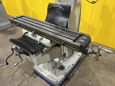 3 HP ACRA MODEL #AM-2V VERTICAL RAM TYPE KNEE MILL: STOCK #18827