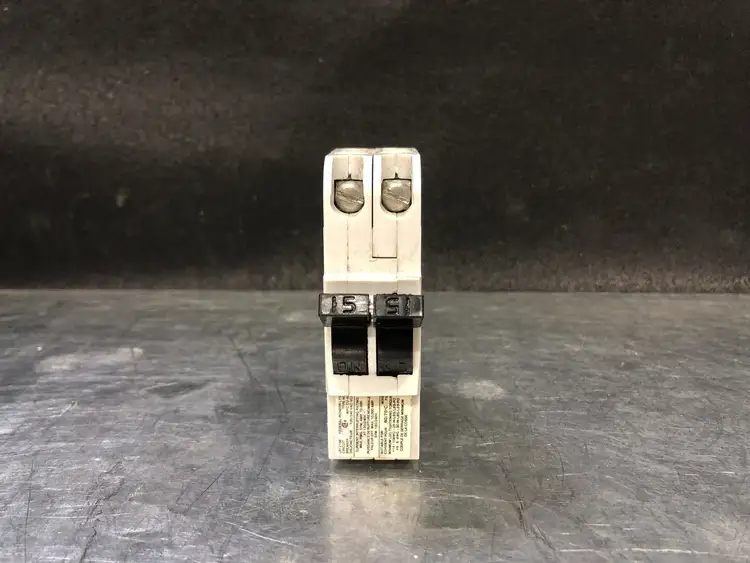 Used FEDERAL PIONEER NC215 Switchgears British Columbia CA | Lenmark #244204
