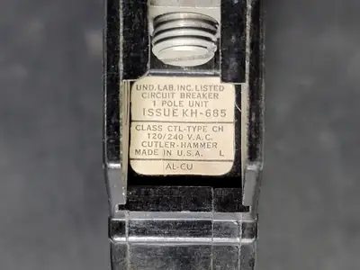 USED CUTLER-HAMMER CH130