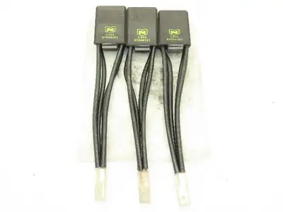 L944 Carbon Motor Brush 22mmx41mmx57mm Lot of 44