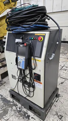 USED 2009 FANUC R-2000iB/210F + R-30iA