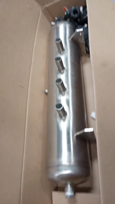 32" x 8" MANIFOLD- 4 PORTS - END OUTLETS WIHT 4 MECAIR ME 814 NPT STAINLESS STEE