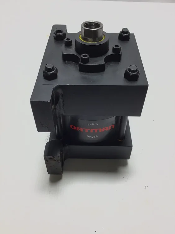 Used ORTMAN
MODEL / PART NUMBER: 405905-1
PRESSURE RATING: 250 PSI MAX
BORE SIZE: 2.00”
ROD SIZE: 1.00” _UNKNOWN_ Cylinders Pennsylvania US | Moses B Glick #1008125