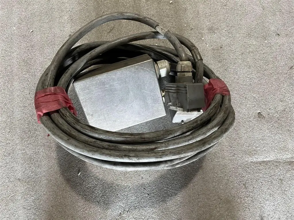 USED PMB 3C3118W000