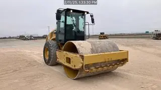 USED 2019 Caterpillar CS56B