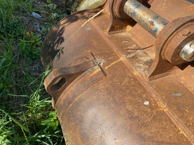 Used 2000 CATERPILLAR 48" 320E Earth Buckets Wisconsin US | Proxy Equipment #1384881
