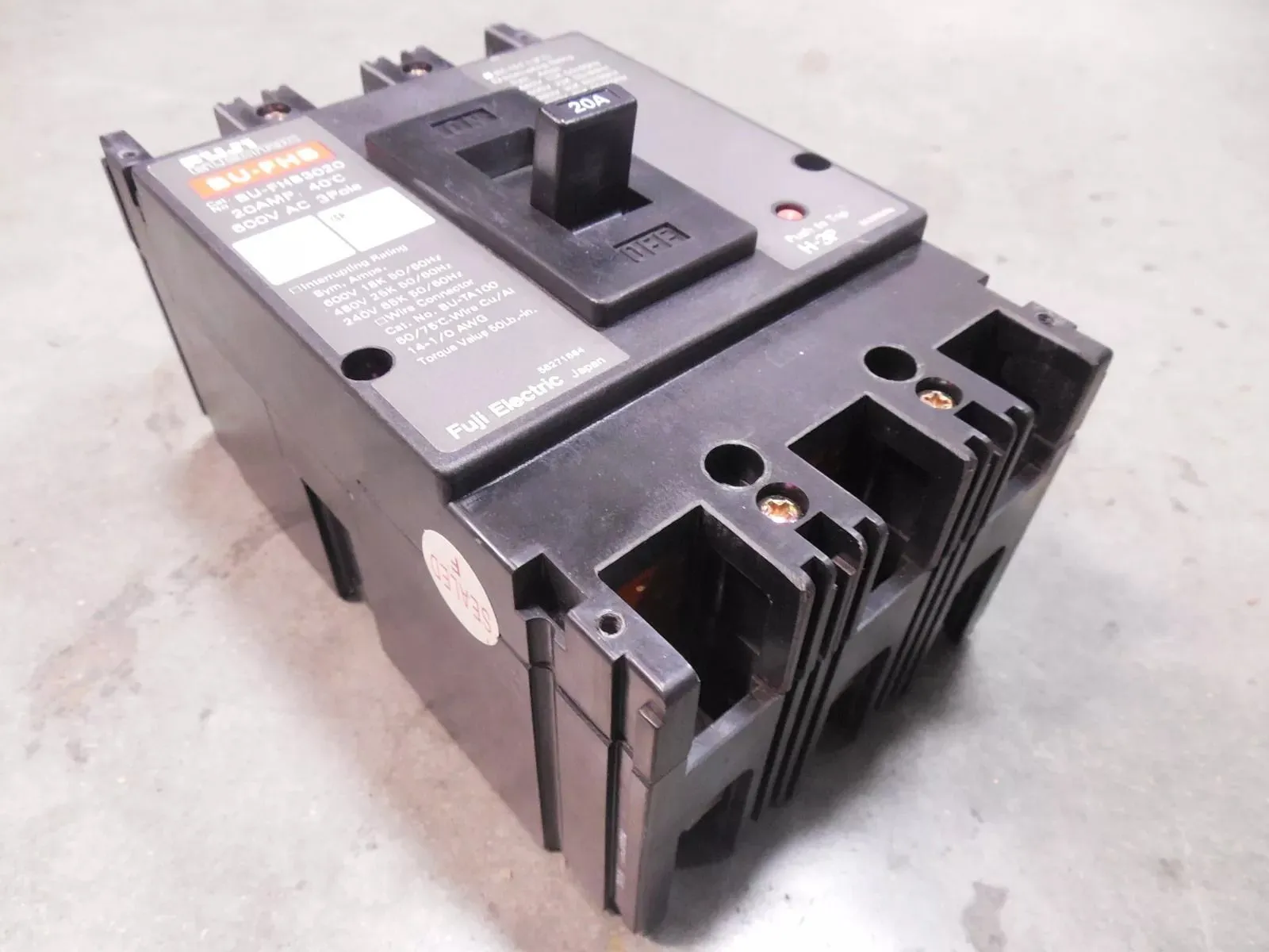 Fuji Electric BU-FHB3020 Circuit Breaker 20 Amps 600VAC Used