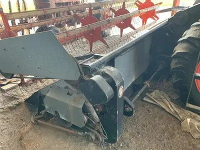 USED 1976 GLEANER MODEL L