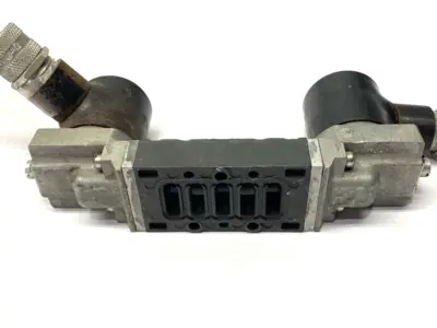 USED ALKON PNEUMATIC MANIFOLD 1/4" PORTS