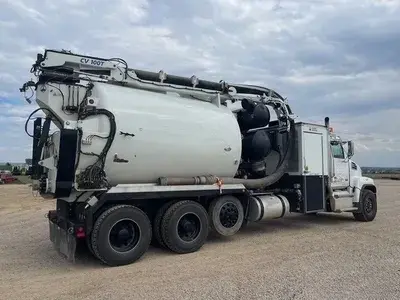 2023 KAISER PREMIER CV100T Hydro Excavator | American Contractors Equipment Supply (3)