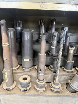 CAT 50 TOOLING W/ CABINET INCLUDED. STOCK # 0325426