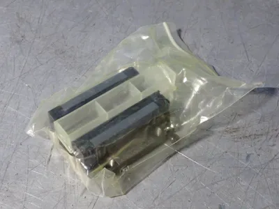 NEW THOMPSON 413N25A0