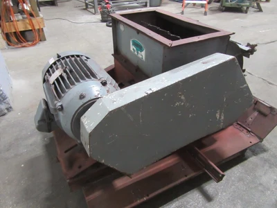 15 HP Champion Products Hammer Mill